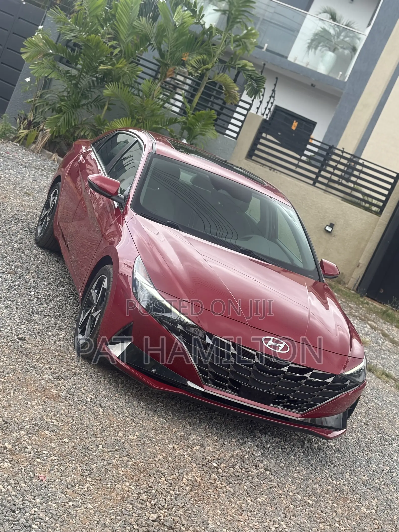 Hyundai Elantra 2022 Red