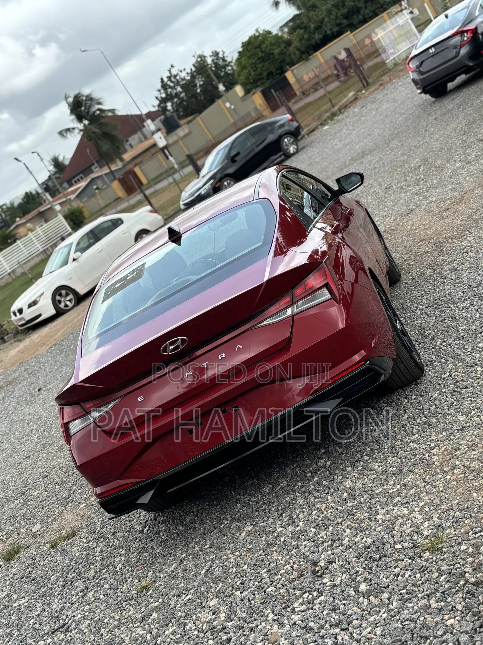 Hyundai Elantra 2022 Red