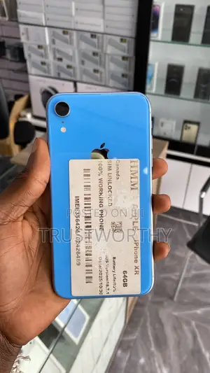 New Apple iPhone XR 64 GB Black