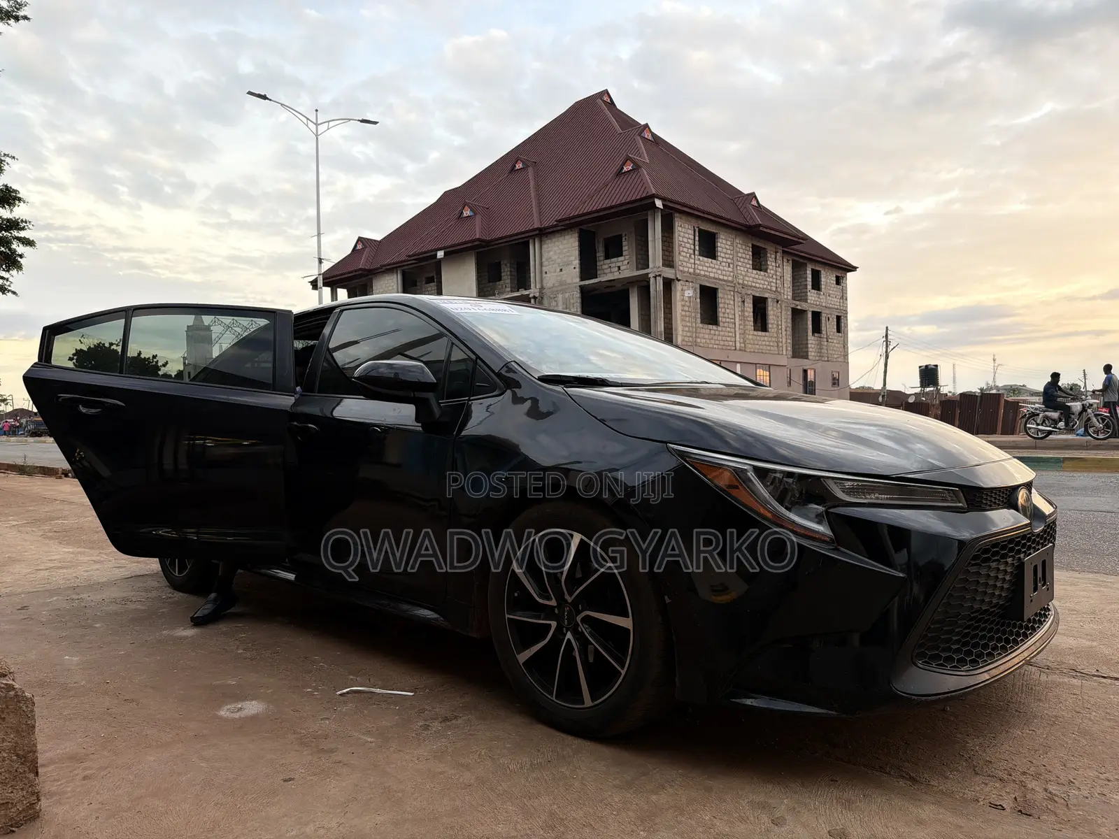 Toyota Corolla LE 2021 Black