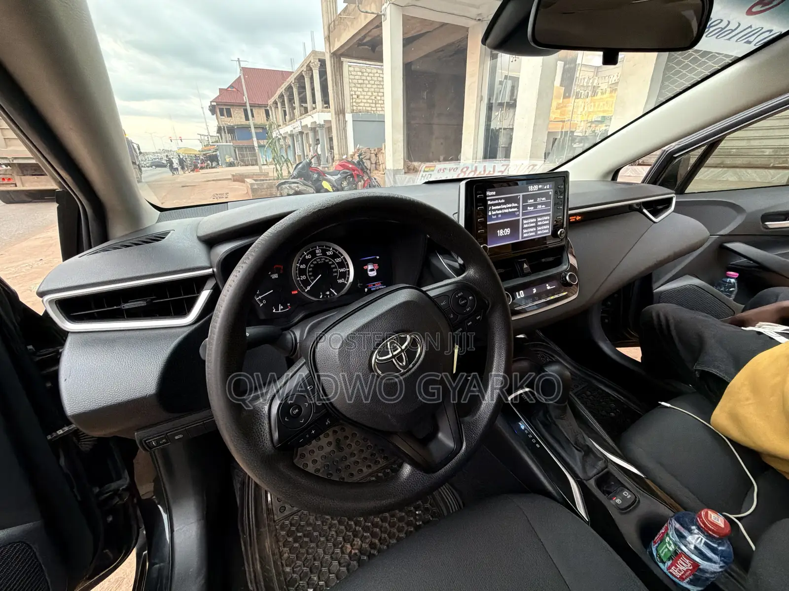 Toyota Corolla LE 2021 Black