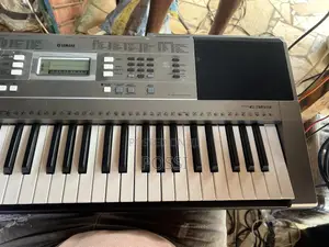 Yamaha PSR E353 From Uk