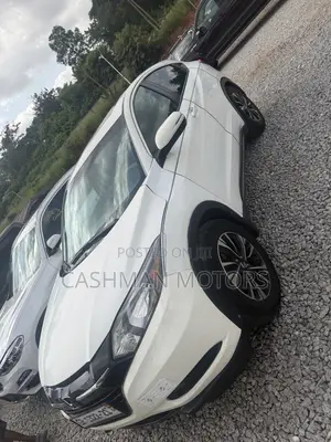 Honda HR-V 4dr SUV (1.5L 4cyl CVT) 2016 White