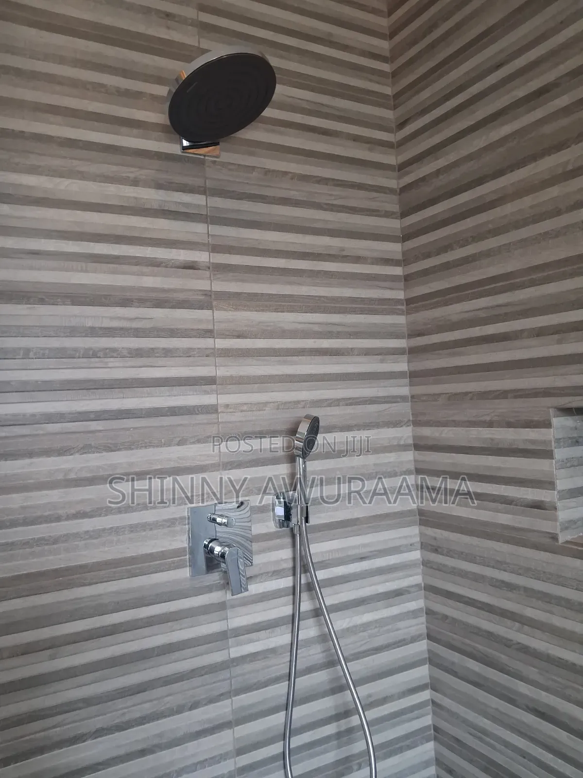 4bdrm House in Dzorwulu for sale