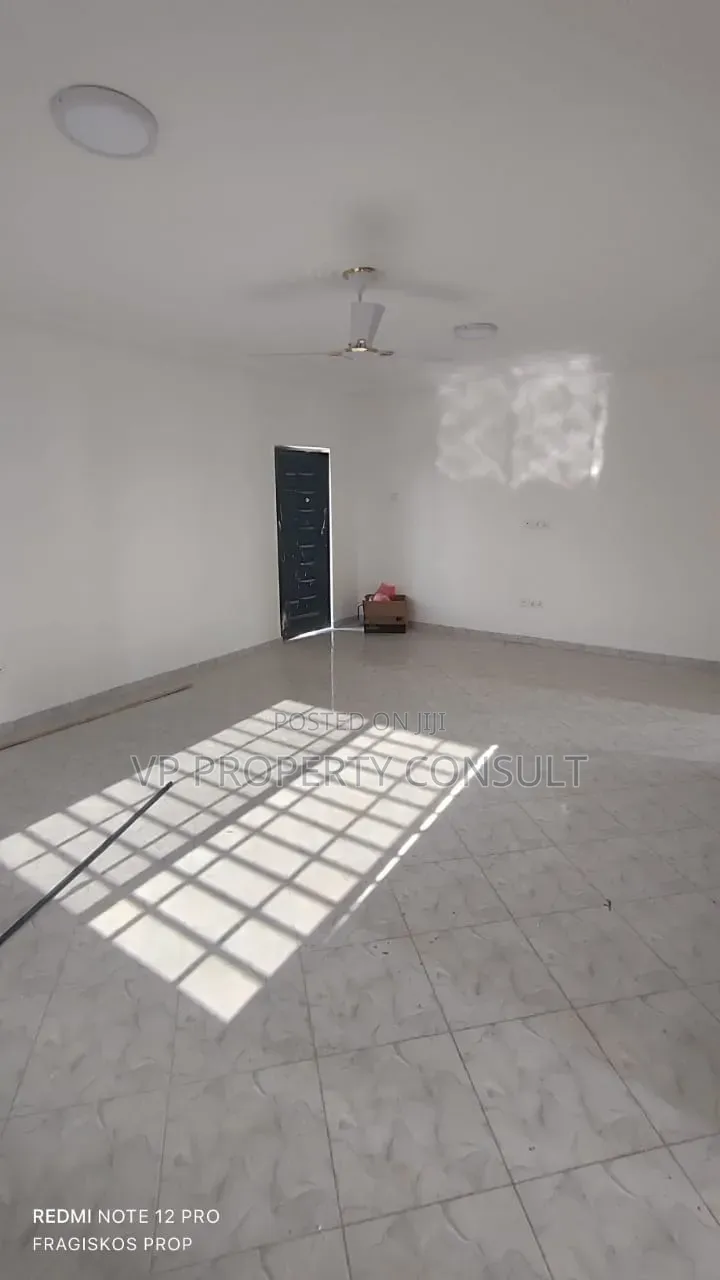 2bdrm Apartment in Ofankor for rent