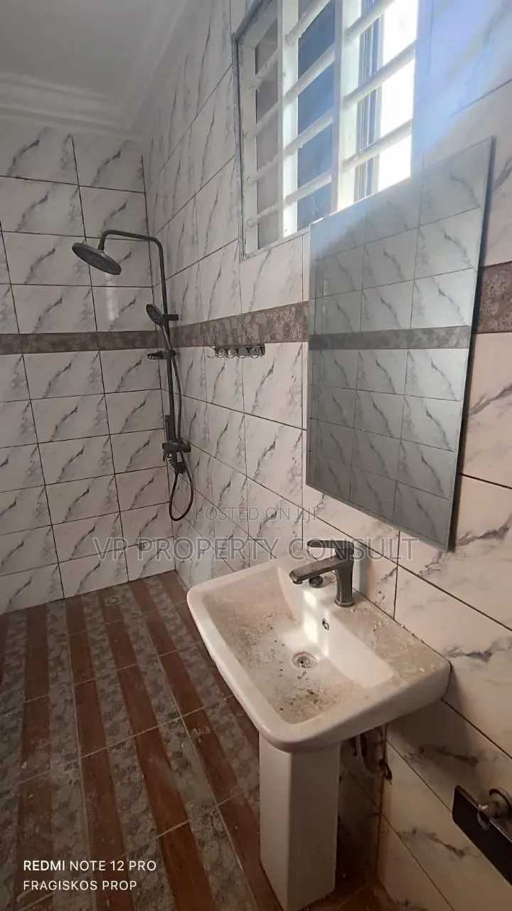 2bdrm Apartment in Ofankor for rent