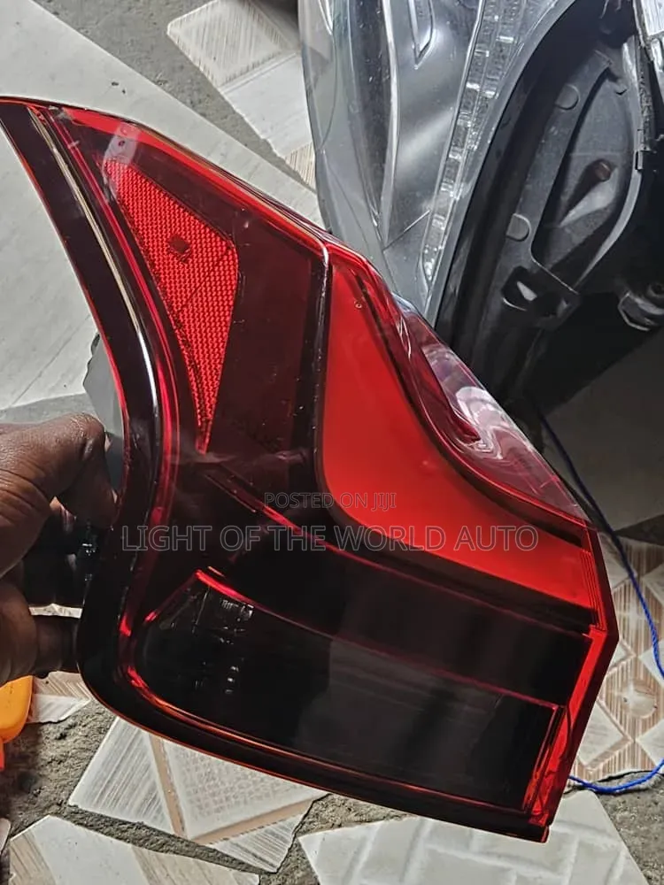 Lexus Ux300 Taillight Left Side Available