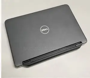 New Laptop Dell Vostro 2520 4GB Intel Core i3 HDD 500GB
