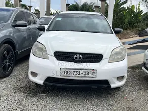Toyota Matrix Hatchback 1.8 16V AWD 2007 White