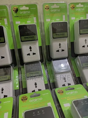 Oraimo Safevolt Smart Safe Universal Extension