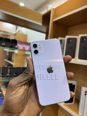Apple iPhone 11 64 GB Purple
