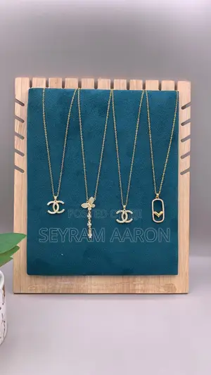 Ladies Necklace