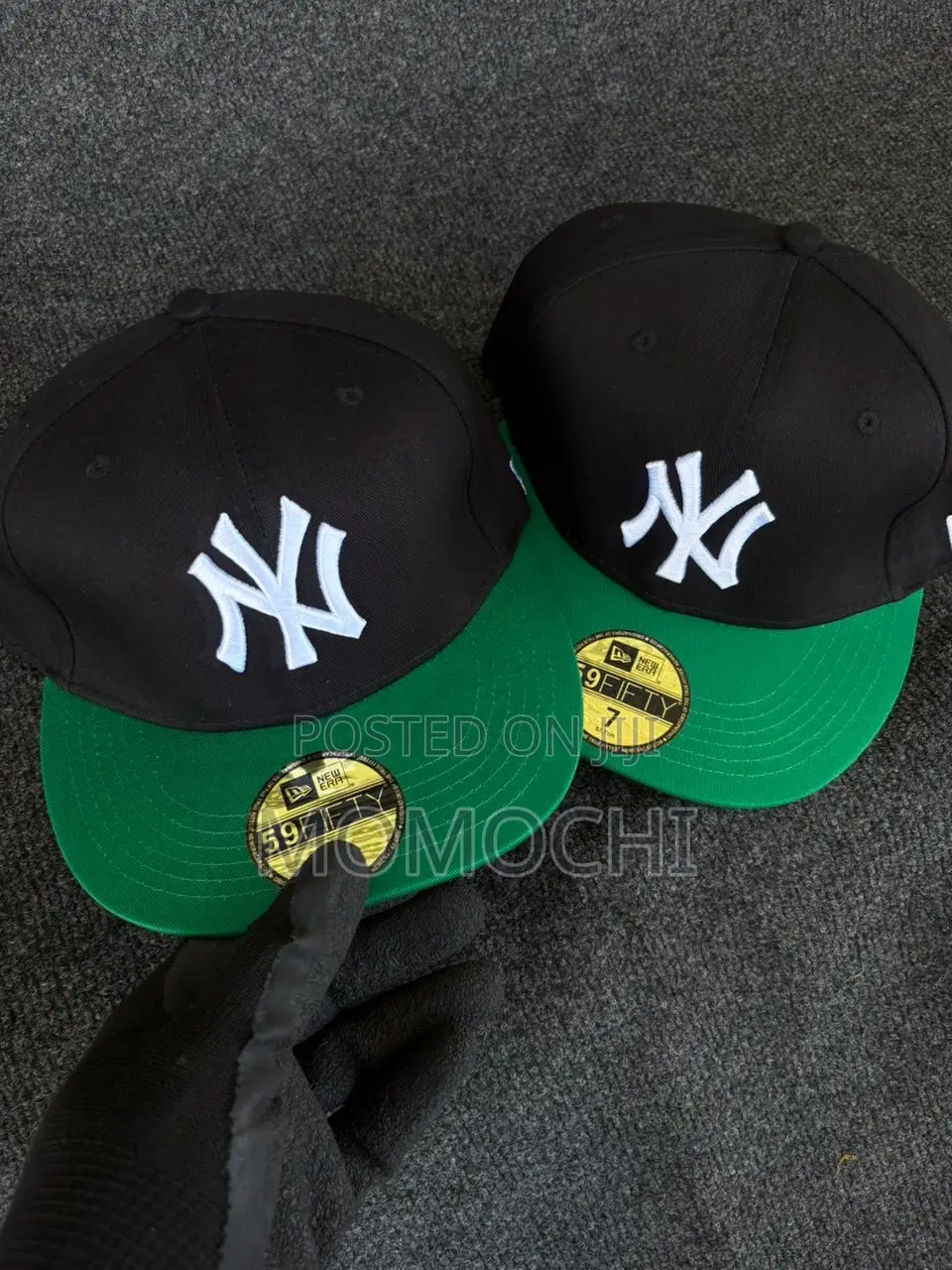 Momochi Caps