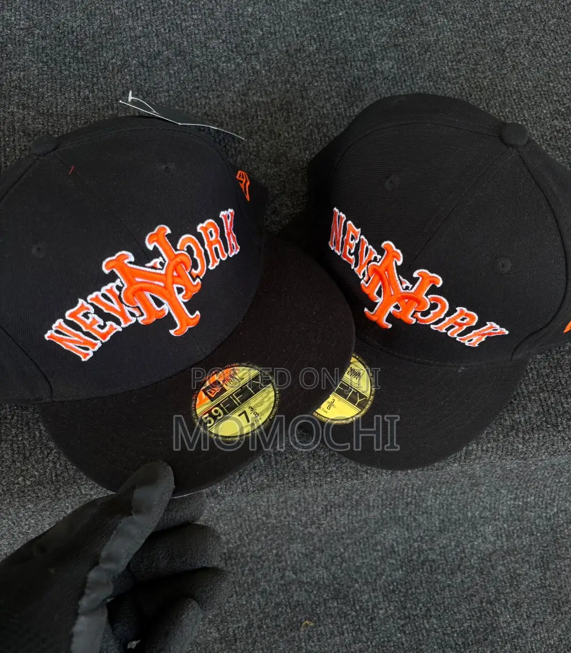 Momochi Caps