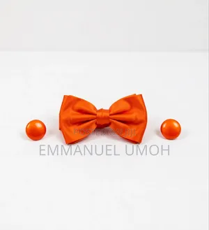 Classic Ladies Bow Tie With Matching Earrings