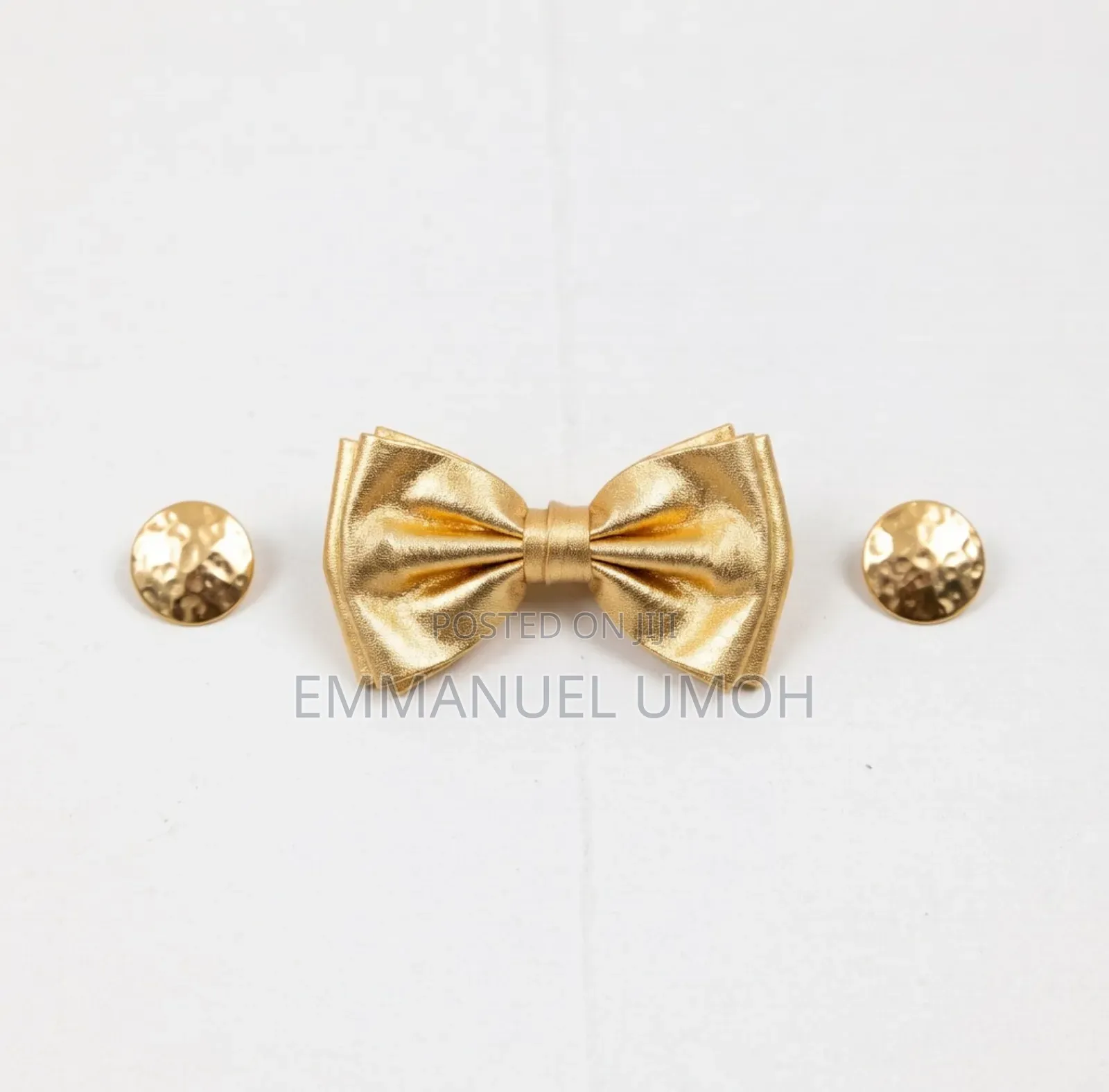 Classic Ladies Bow Tie With Matching Earrings
