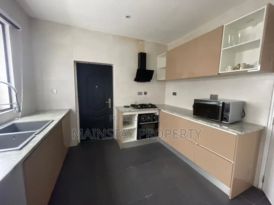 4bdrm House in Mainstay Estates, Labone for rent