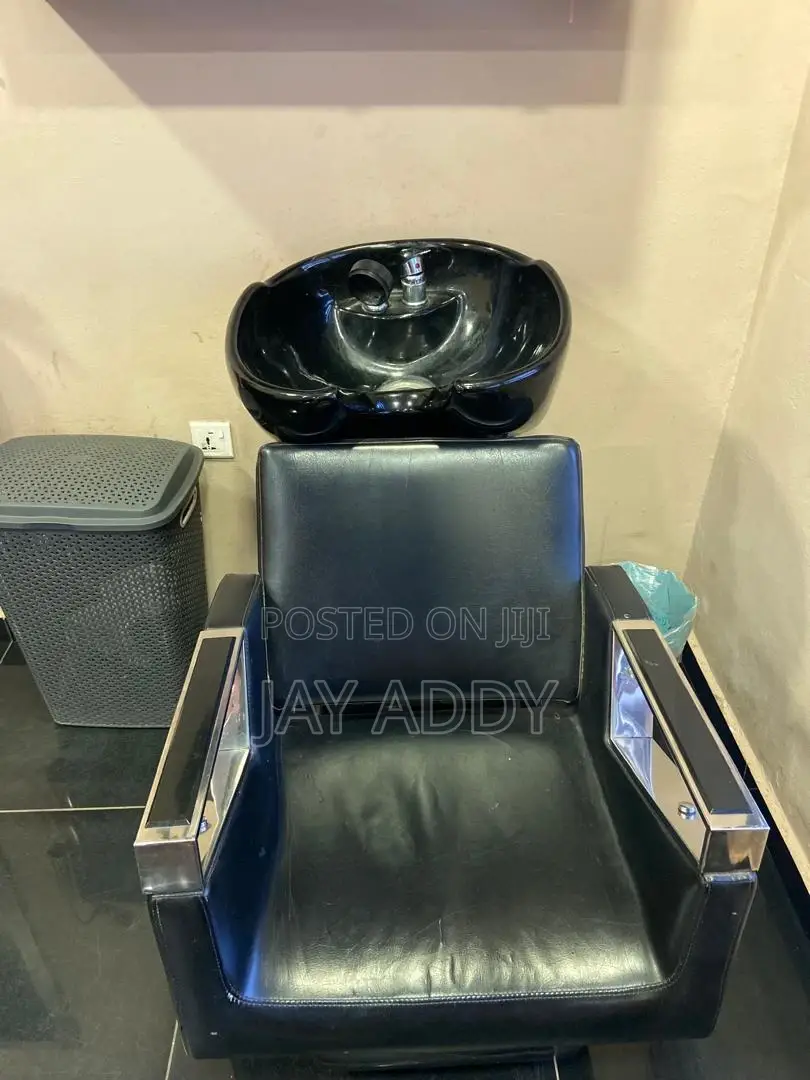 Slightly Used Modern Salon Washing Chair / Shampoo Basin Chair