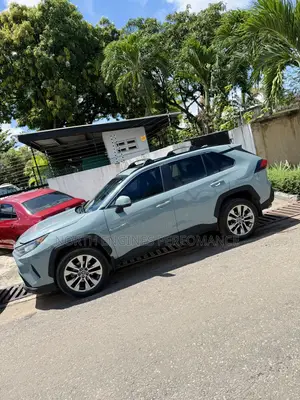 Toyota RAV4 2020 Green