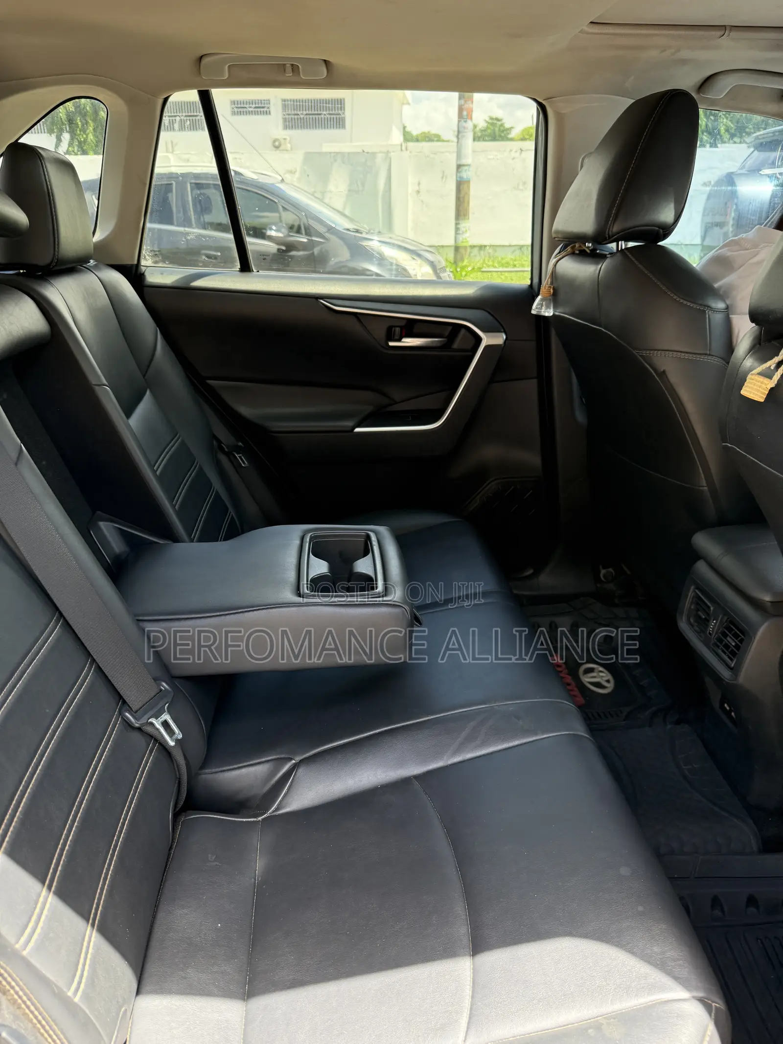 Toyota RAV4 2020 Green