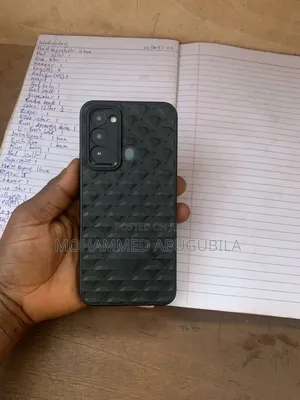 Tecno Spark 8C 64 GB Blue