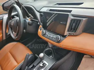 Toyota RAV4 LE AWD (2.5L 4cyl 6A) 2017 Gray