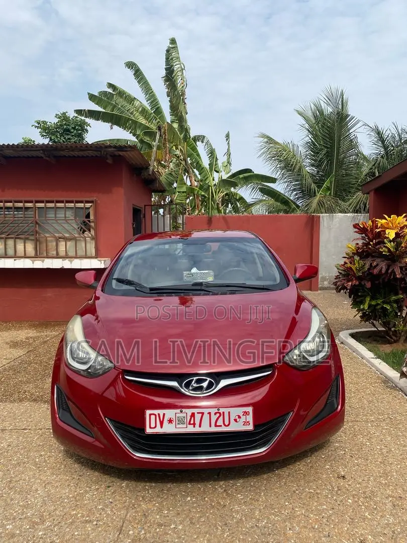 Hyundai Elantra 2015 Red