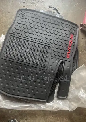 Range Rover Evoque Floor Carpet Available
