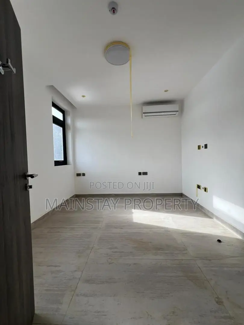 4bdrm Townhouse / Terrace in Mainstay Estates, East Legon for rent