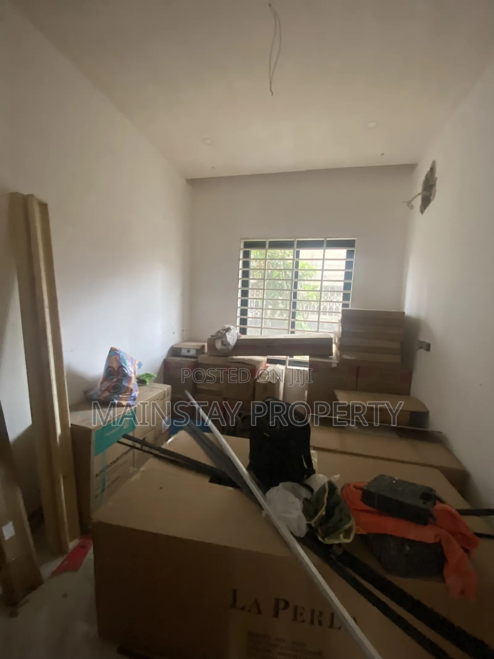 4bdrm Townhouse/Terrace in Mainstay Estates, Spintex for sale