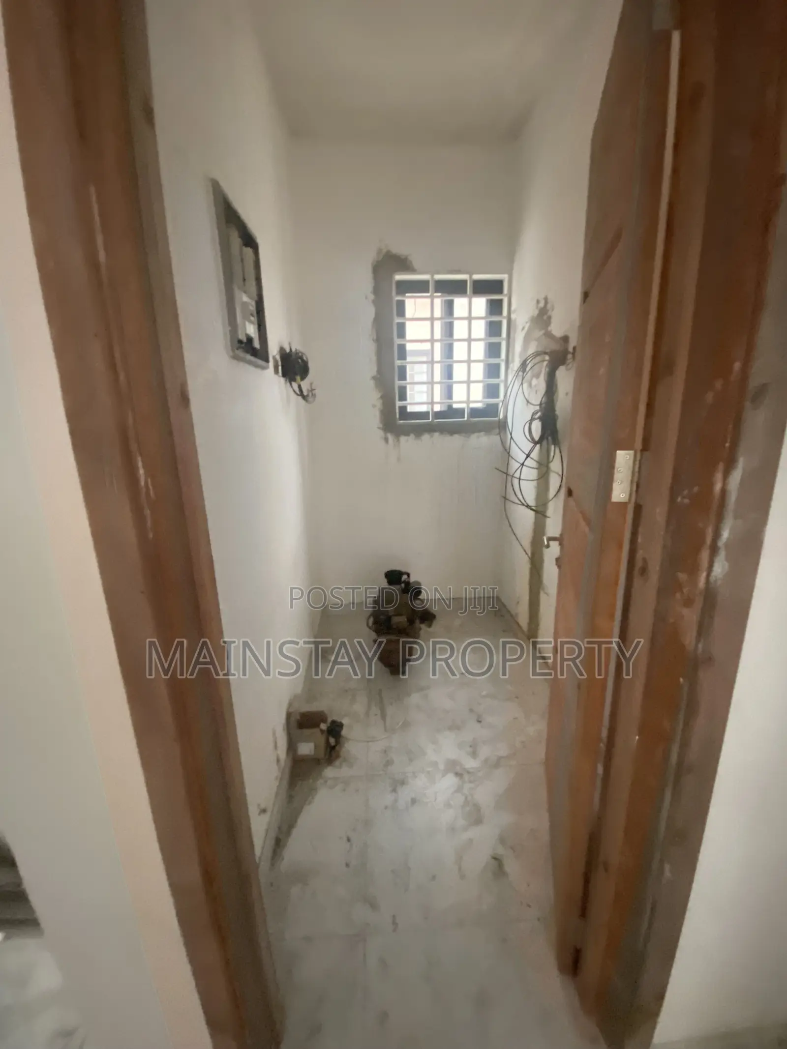 4bdrm Townhouse/Terrace in Mainstay Estates, Spintex for sale