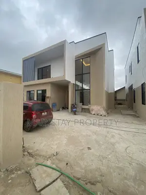 4bdrm Townhouse/Terrace in Mainstay Estates, Spintex for sale