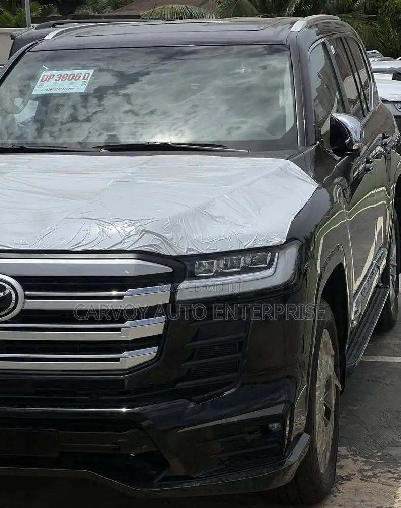 Toyota Land Cruiser 2024 Black
