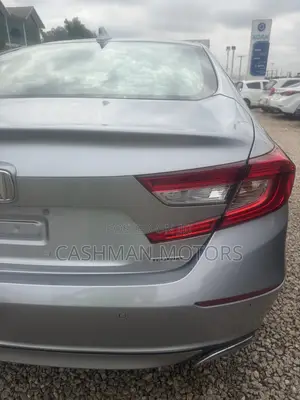 Honda Accord Touring 2018 Silver