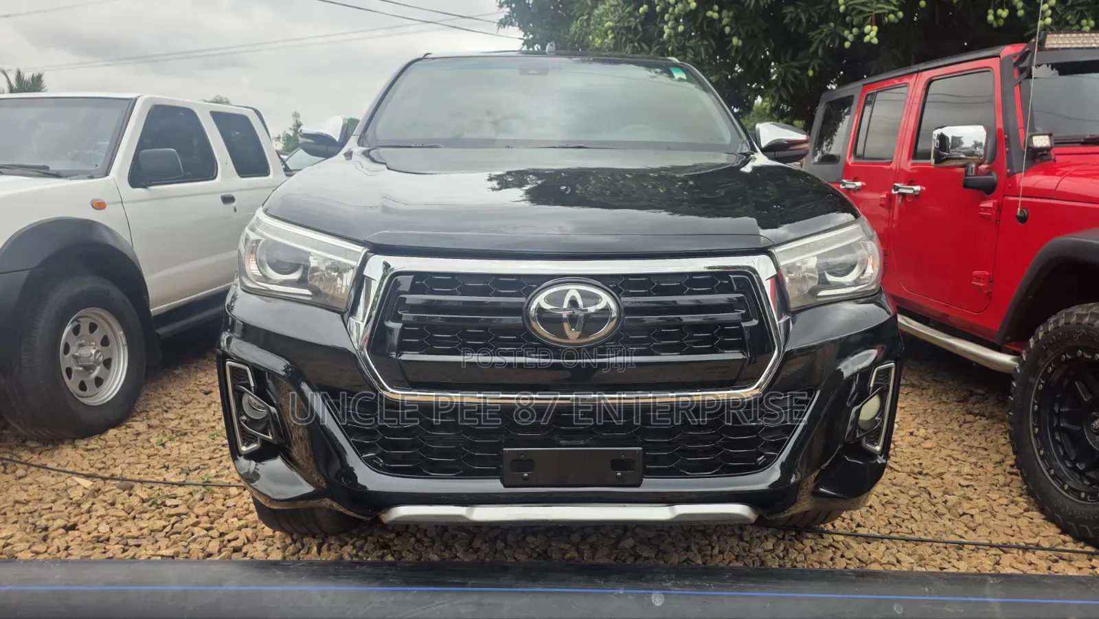 Toyota Hilux Revo Double Cab Deisel 2.8 AWD 2018 Black