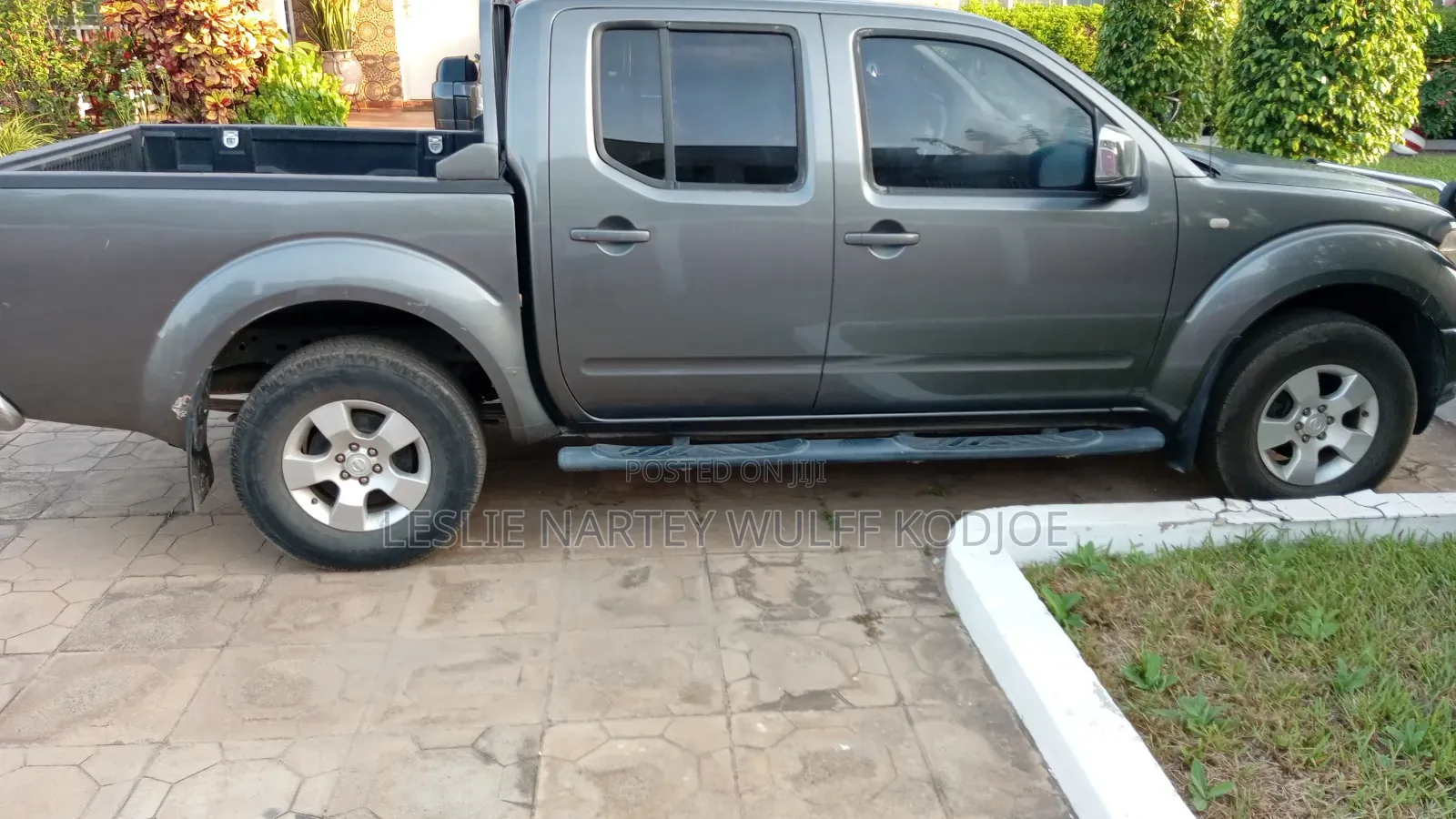 Nissan Navara 2.5 dCi 2010 Gray