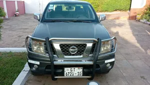Nissan Navara 2.5 dCi 2010 Gray