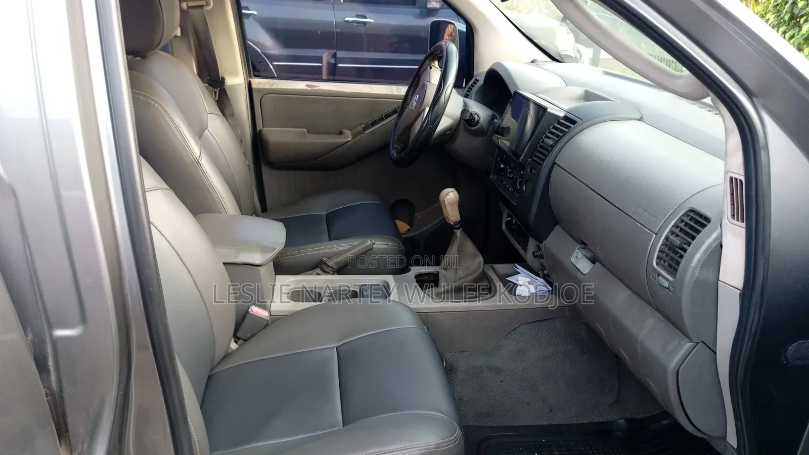 Nissan Navara 2.5 dCi 2010 Gray