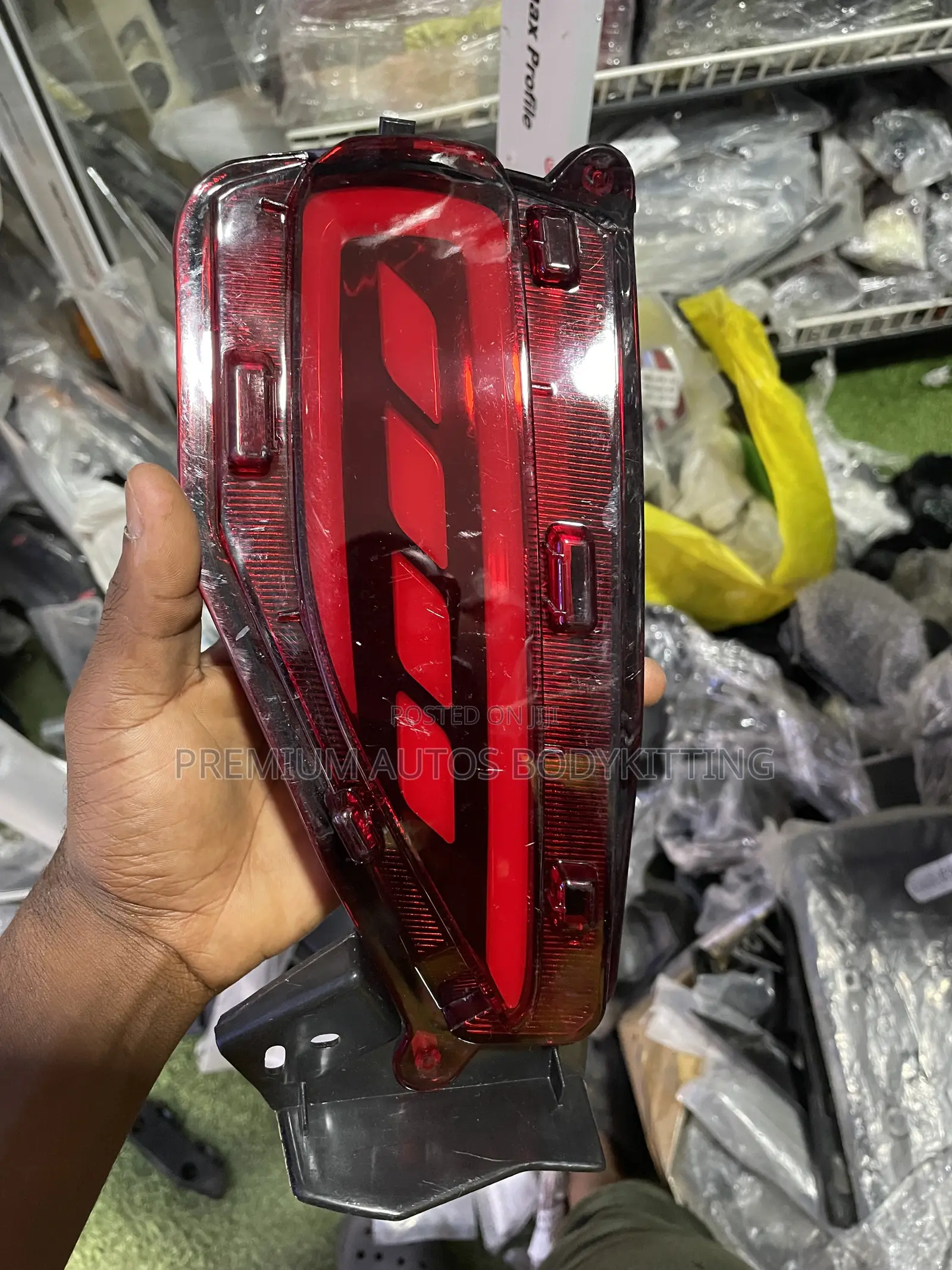Fortuner 16–21 Led Back Bumper Reflector
