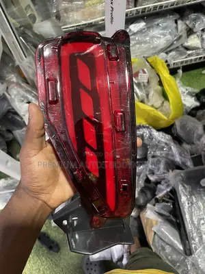 Fortuner 16–21 Led Back Bumper Reflector