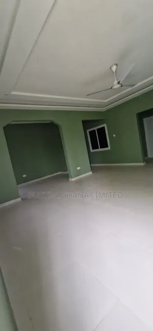 3bdrm House in Adom City Comm. 25, Tema Metropolitan for sale