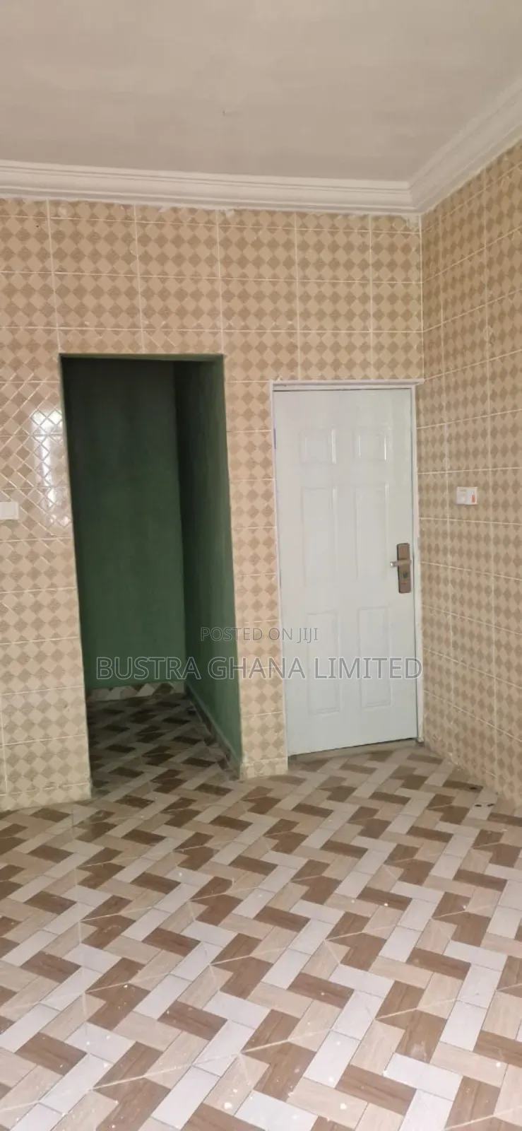 3bdrm House in Adom City Comm. 25, Tema Metropolitan for sale