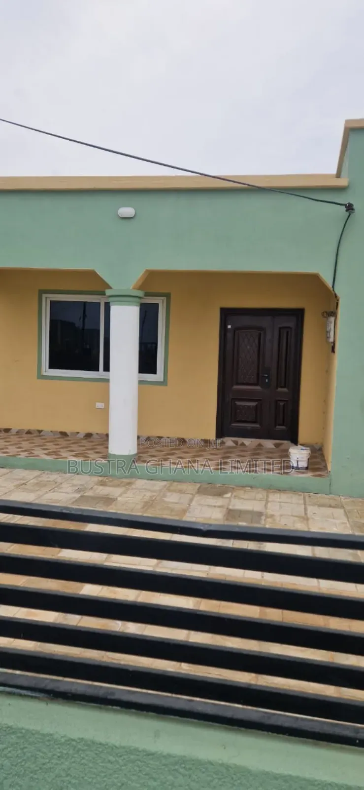 3bdrm House in Adom City Comm. 25, Tema Metropolitan for sale