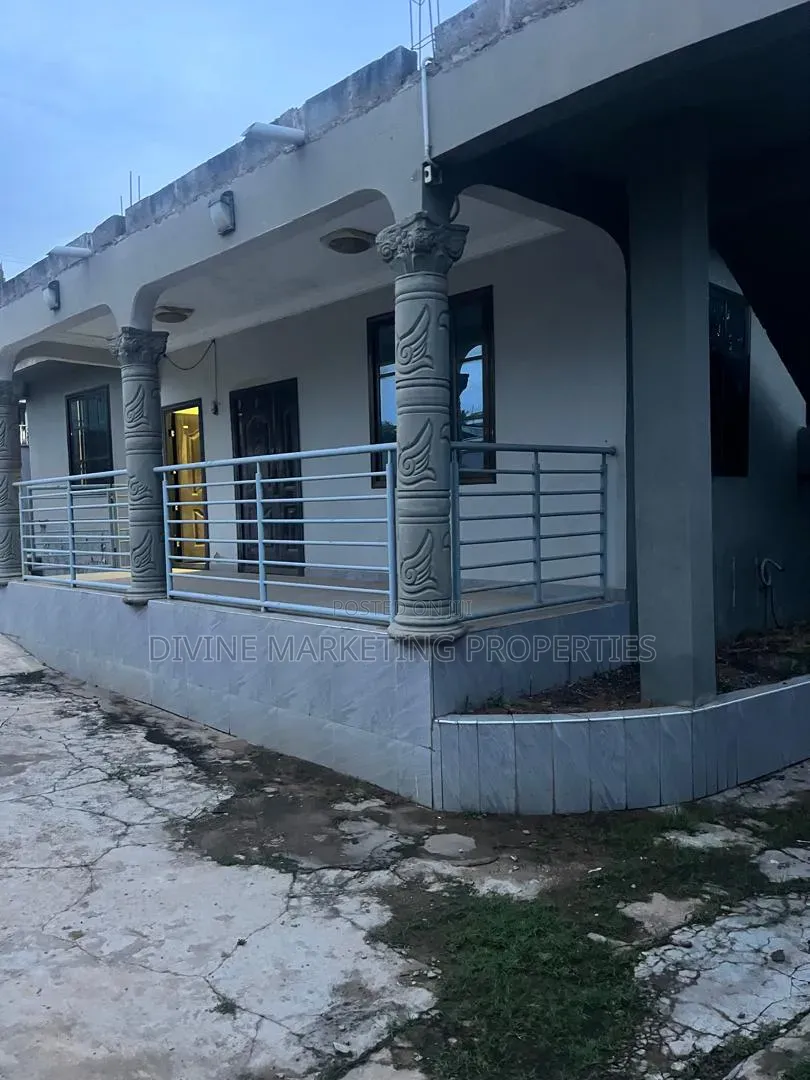 2bdrm Apartment in Deeper Life, Last Stop for rent