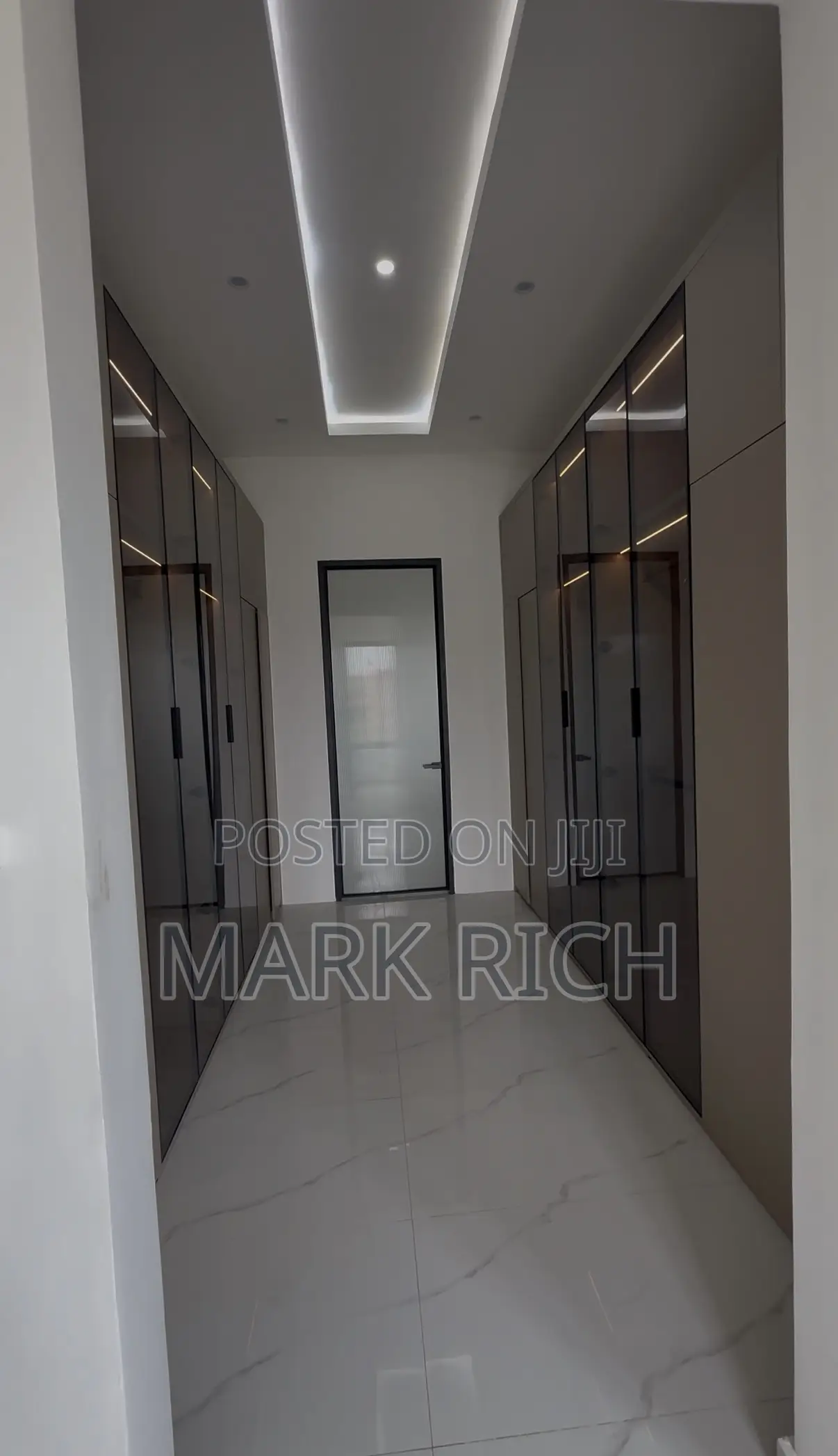 4bdrm House in Ashaley Botwe for sale