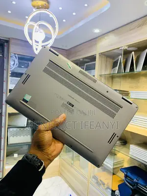 Laptop Dell Latitude 7400 16GB Intel Core i5 SSD 256GB