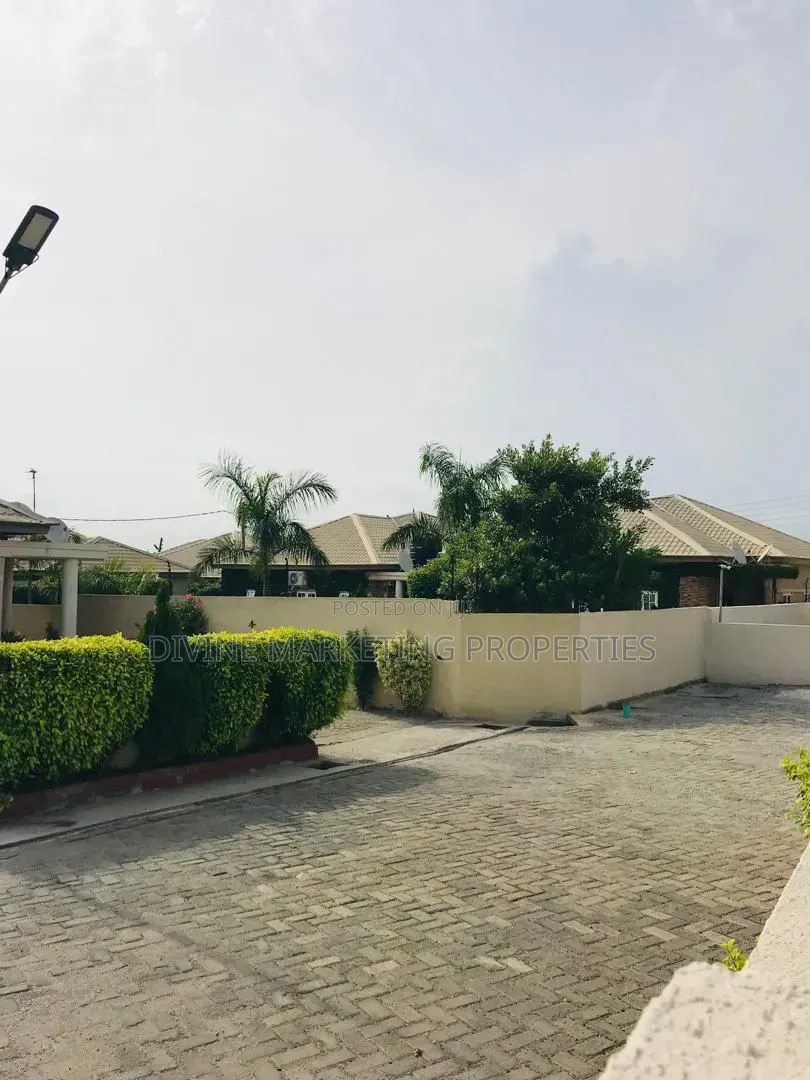 Furnished 3bdrm House in Pillar 2 for sale