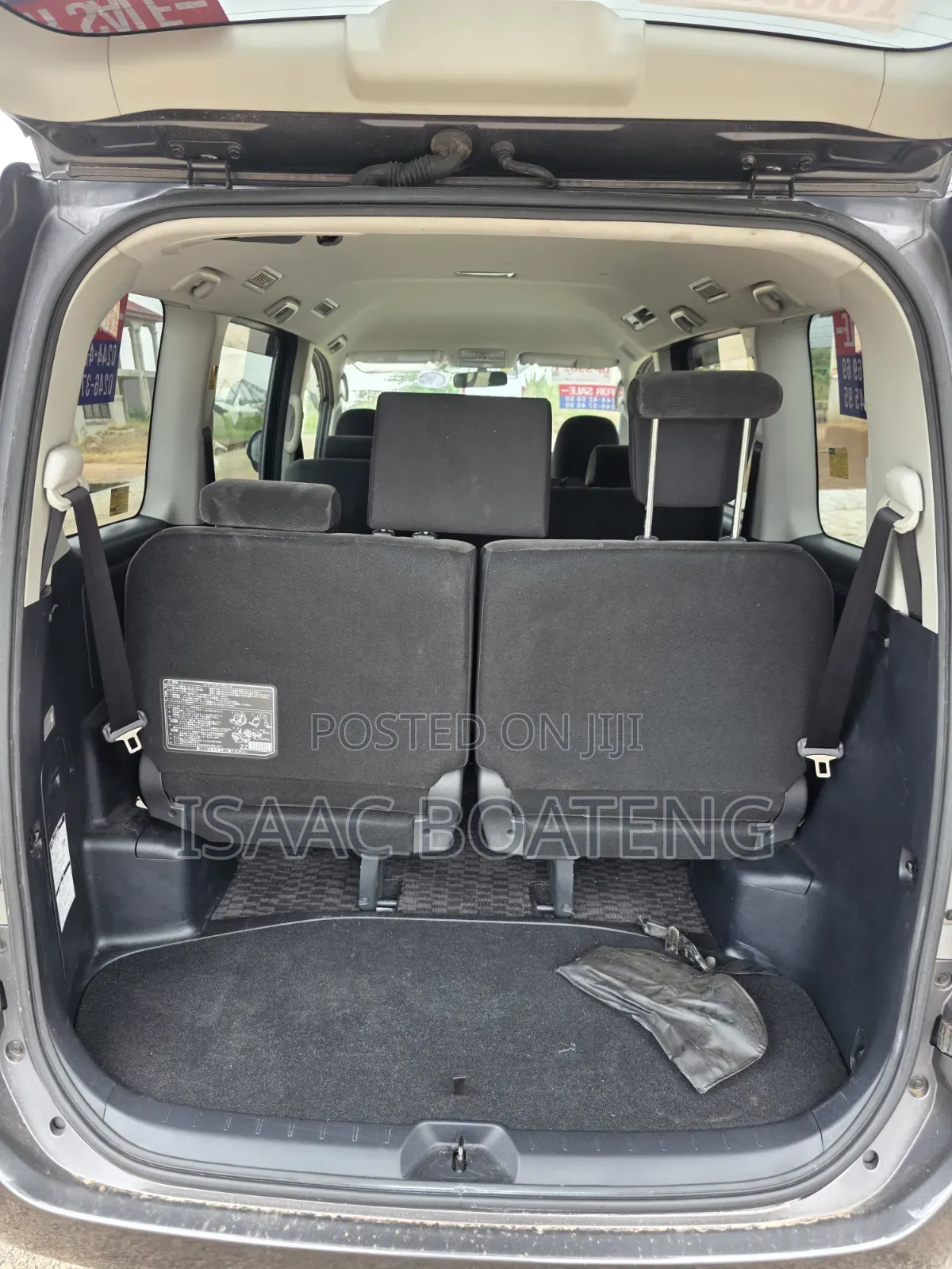 Toyota Voxy 2012 Beige