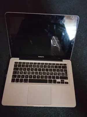 Laptop Apple MacBook Pro 4GB Intel Core 2 Duo HDD 500GB