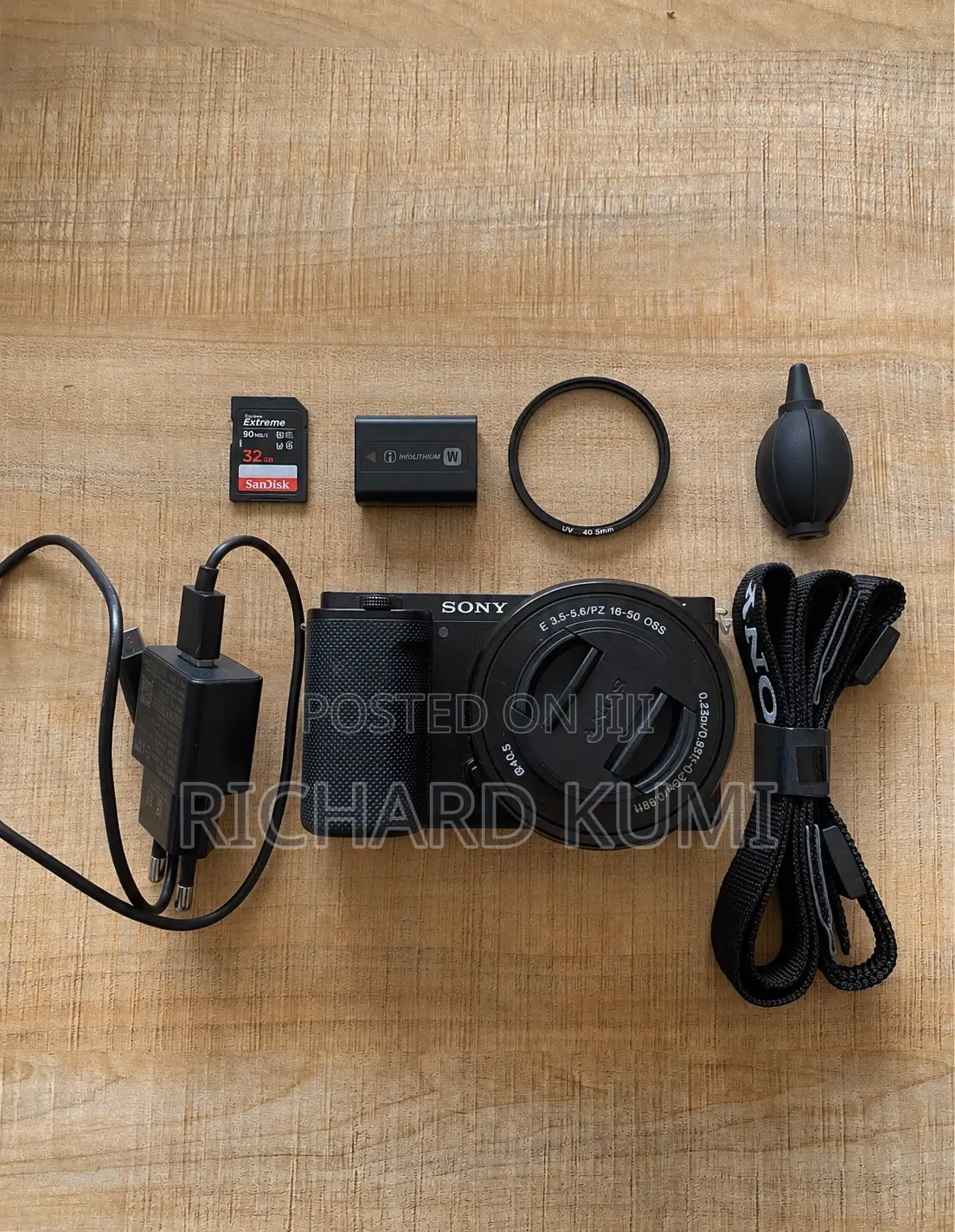 Sony Zv-E10 Mirrorless Camera Kit